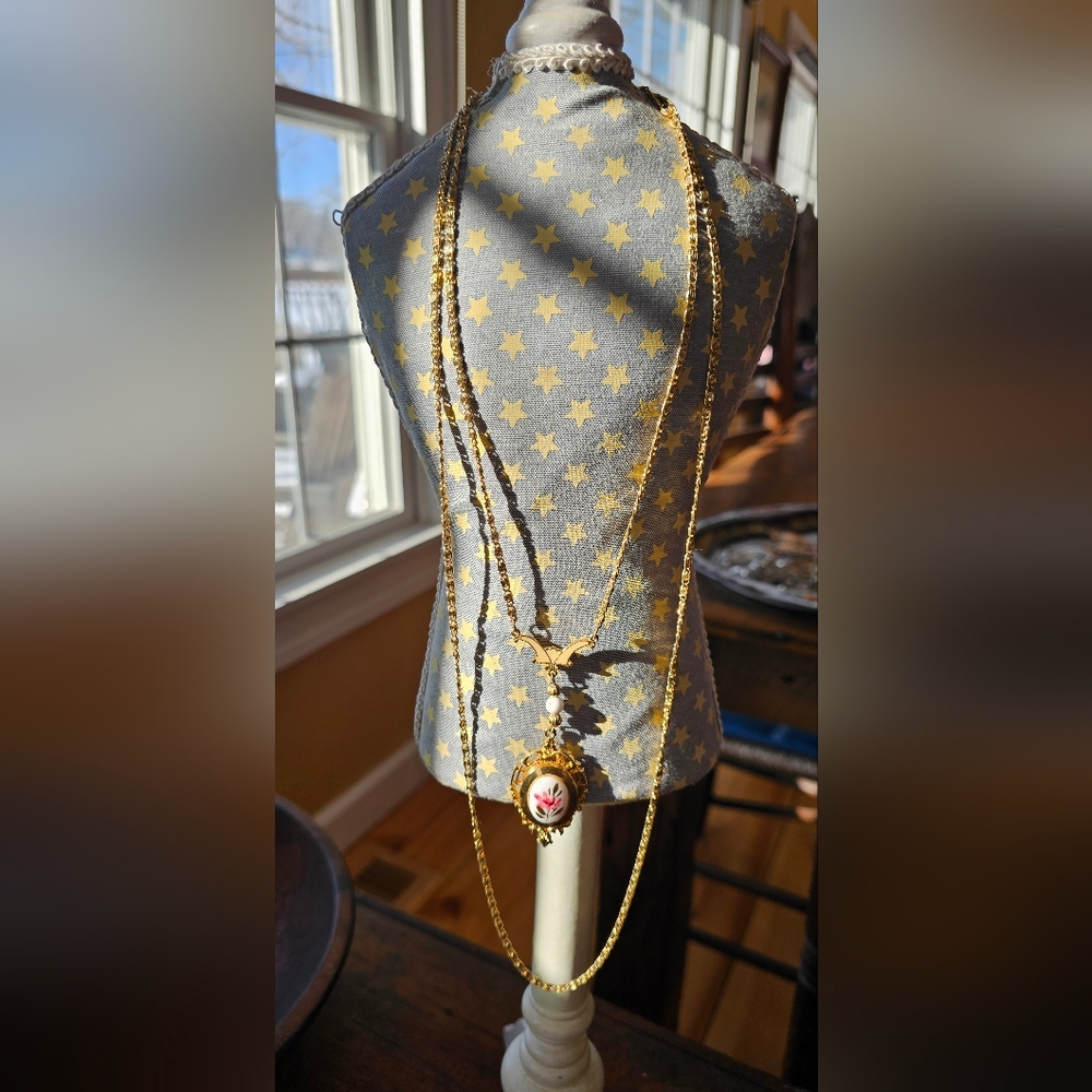 Vintage Rare ART Arthur Pepper Victorian Style Locket Layered Chain 30” Necklace